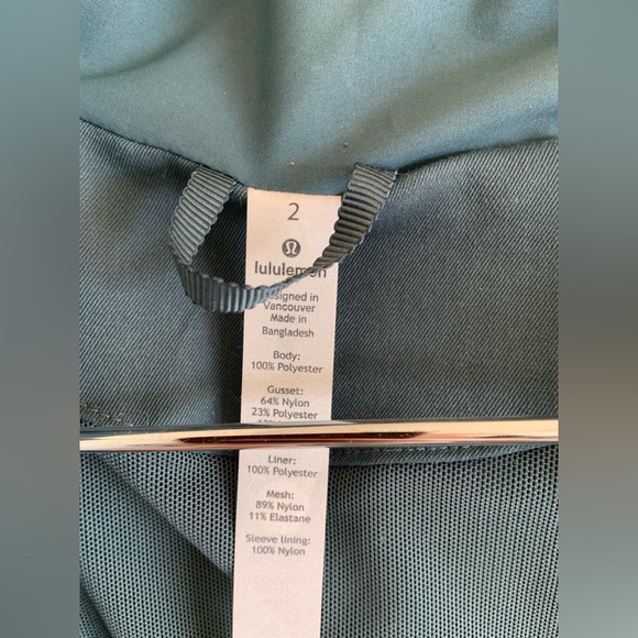 Lululemon jacket - Picture 6 of 9